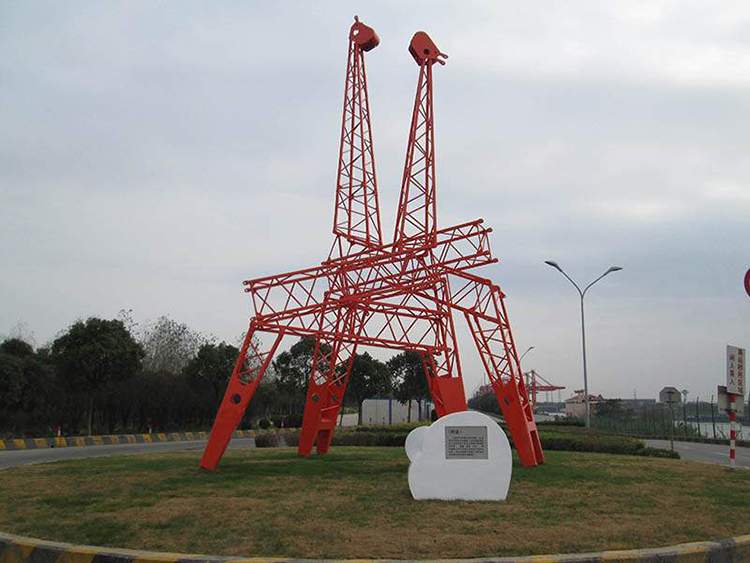 不锈钢结构框架抽象长颈鹿雕塑