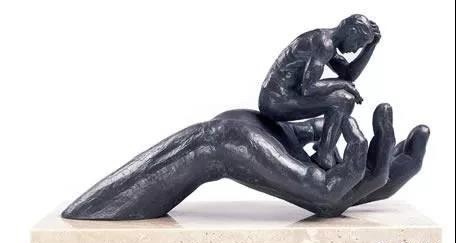 了解不锈钢雕塑厂家定制雕塑的意义