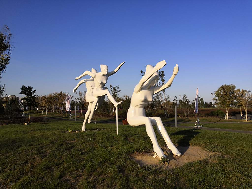 体育运动玻璃钢雕塑