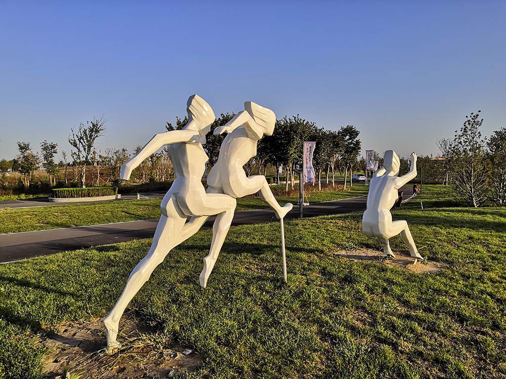 体育运动玻璃钢雕塑