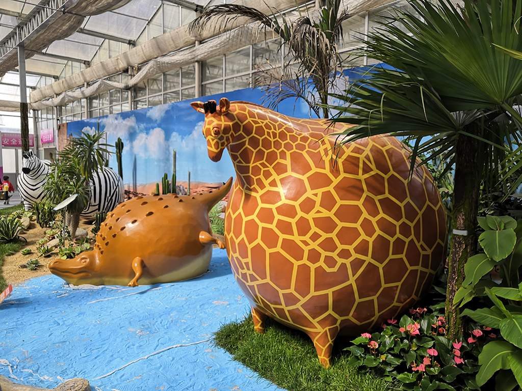 长颈鹿玻璃钢雕塑摆件