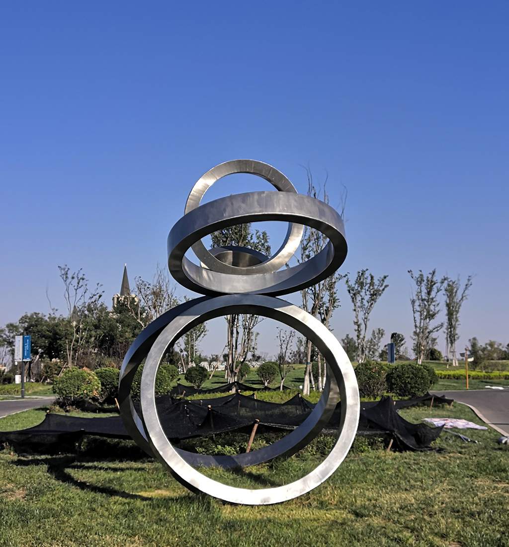 五环不锈钢雕塑