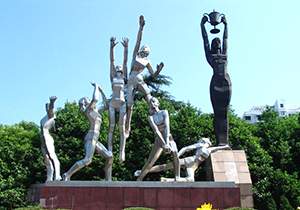 冠军梦想校园不锈钢雕塑