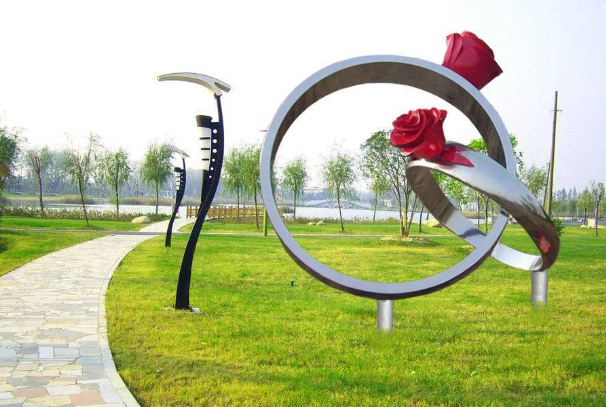 不锈钢雕塑相关的制作流程是什么