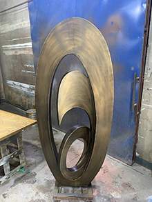 仿铜雕塑水景雕塑圆圈异形雕塑玻璃钢仿铜雕塑