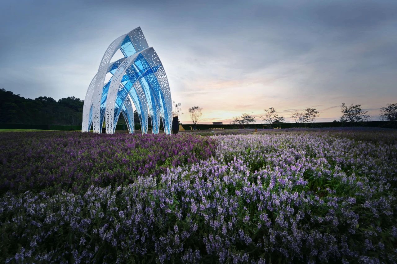 花海发光不锈钢金属廊架雕塑造型