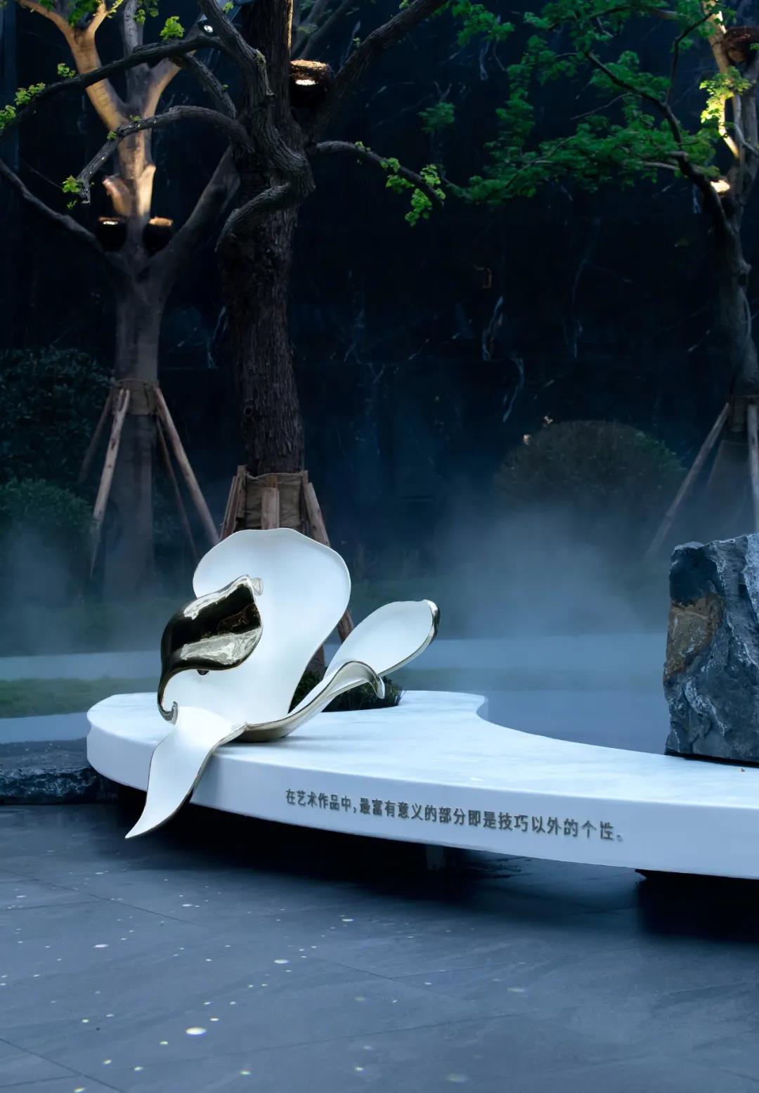 售楼处不锈钢雕塑造型